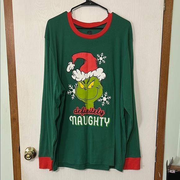 Dr. Seuss Grinch Men’s XL Pajama Set Green and Red - Picture 2 of 10